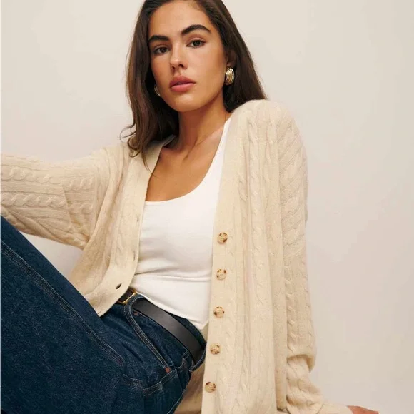 Reformation Giusta Oversized Cashmere Cardigan, beige (small) - Picture 6 of 8